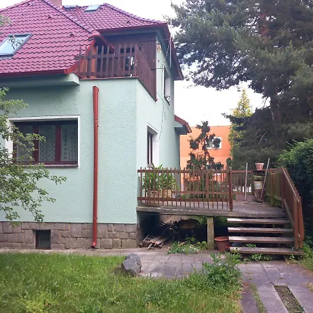 Dum V Plzni V Prirode A V Klidu Blizko Centra Holiday home